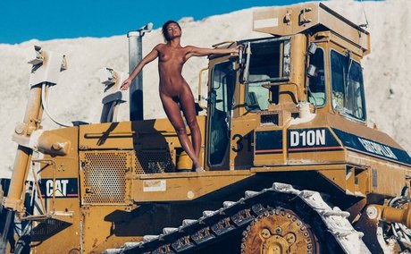 Marisa Papen hot actress archive