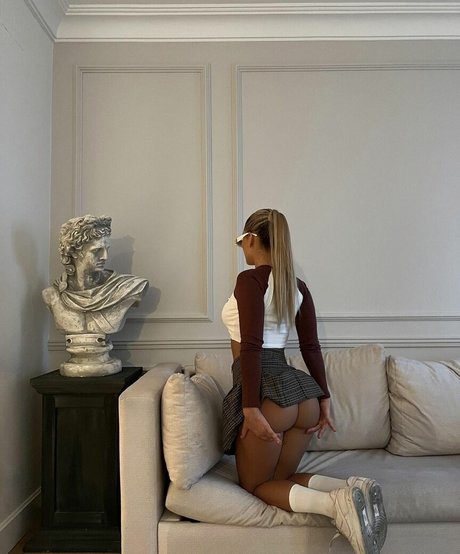 Julieta Rodriguez Calvo pornstar adult pic