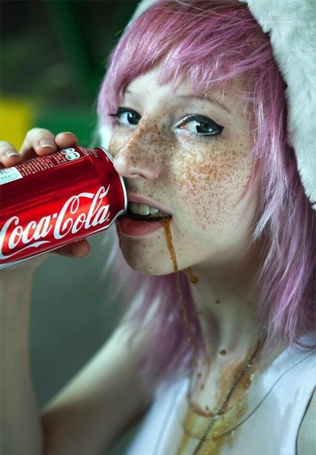 Rocken Rollia nudes actress photo