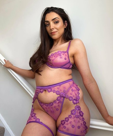 Nelly London star adult archive