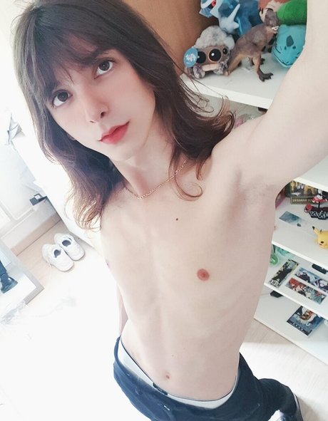 kamome desire naked actress pictures