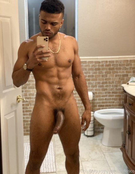Yourboyfcisco star nudes pictures
