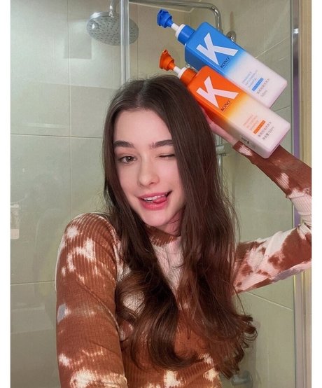 Dasha Tarab pornstar sex photos