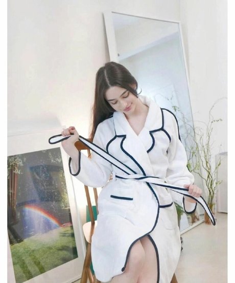 Dasha Tarab naked actress image