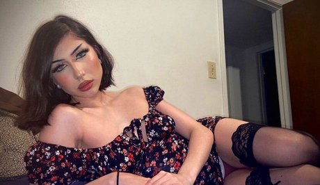 millfjugs actress pic