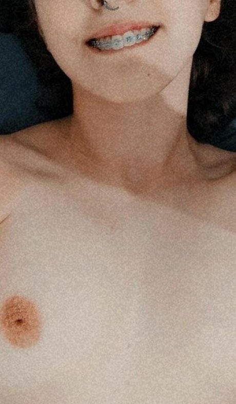 Tsuki Chan star pretty pictures