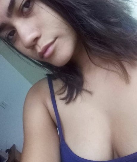Pandinha Senpai nude actress pics