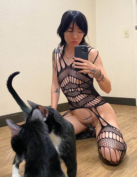 males are not cancelled beautiful actress img