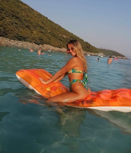 Zaklina Djuric art pornstar img