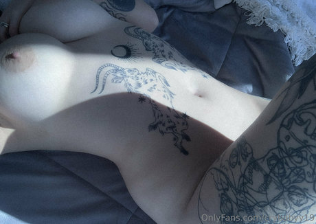 lilmarsbaby adult actress pics