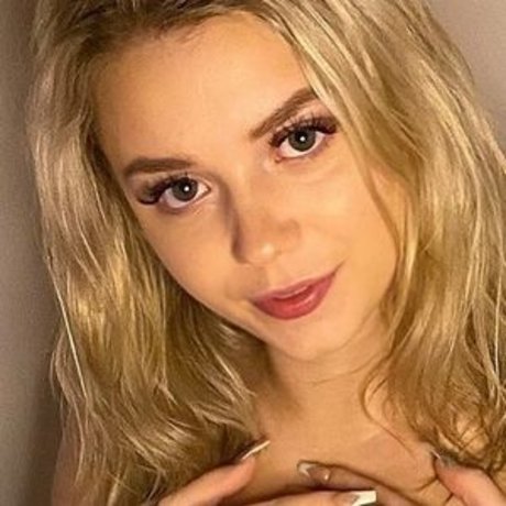 Briea Harm erotic star photo