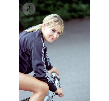 Sarah Connor model high quality img