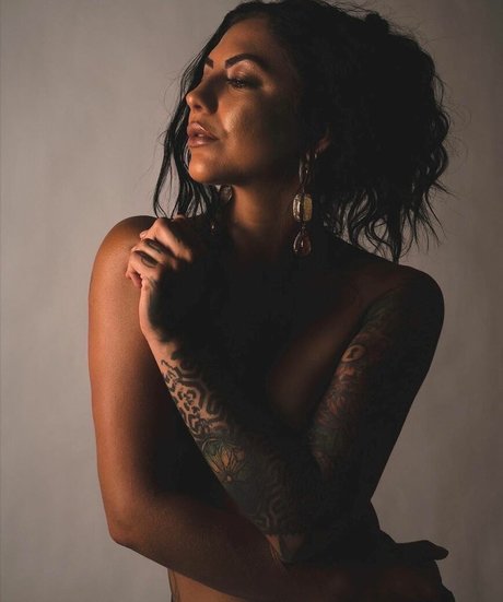 Justine Jorelle beautiful star pics