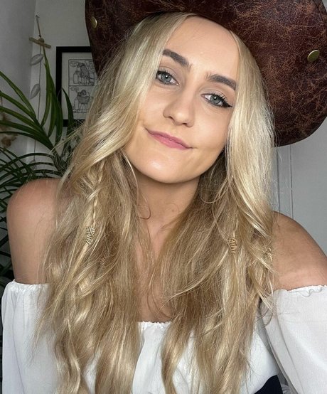 Ellierose Kelly best pornstar pics