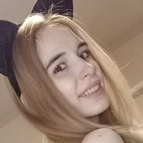 kami is lia01 beautiful star img