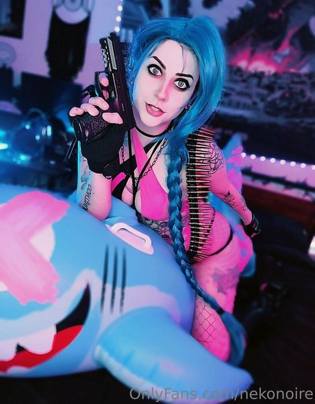 Neko Noire naked star photos