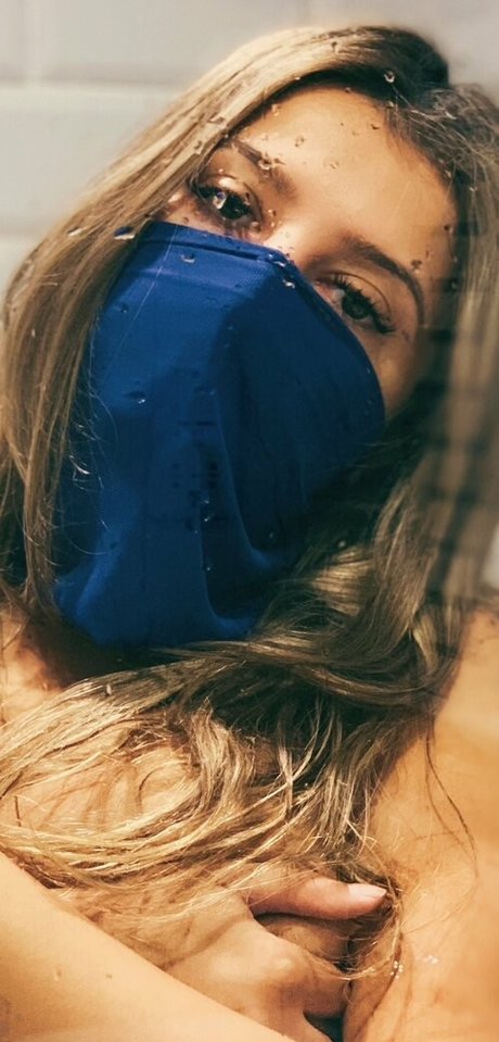 Zara Zahir pornographic star photos