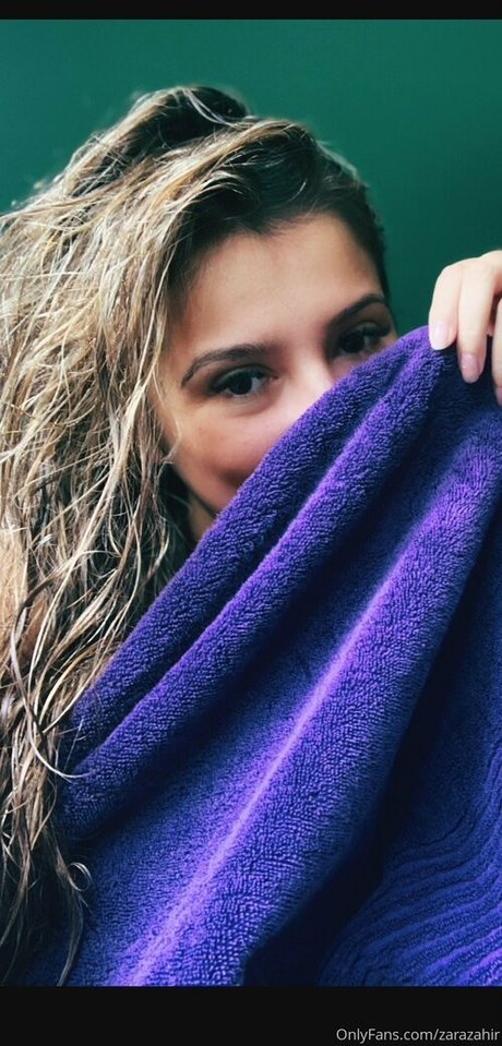 Zara Zahir free actress pictures