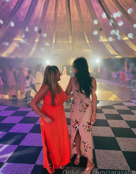 Zara Zahir erotic actress galleries