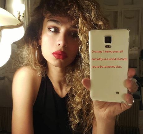 Amanda Chrishell best actress img