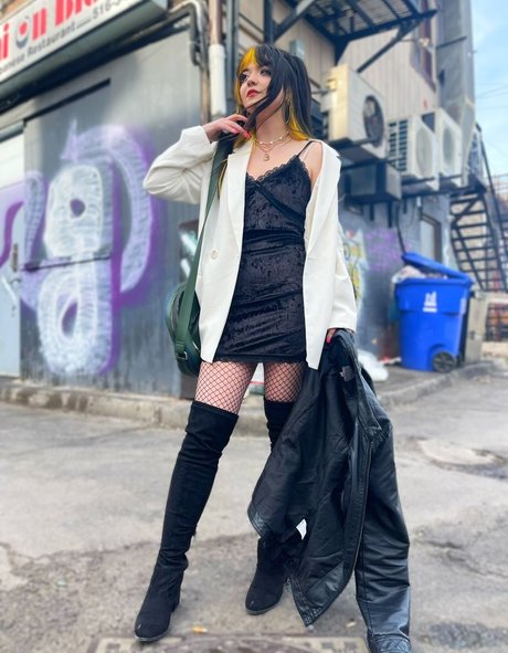 Bootz free model gallery