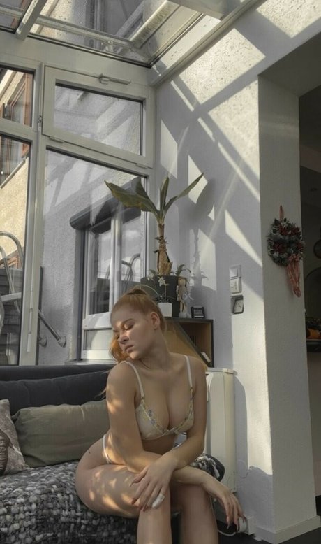 Johanna Wudy star free photos