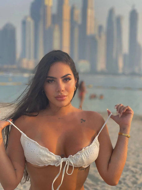 Maris gomez92 model free pics