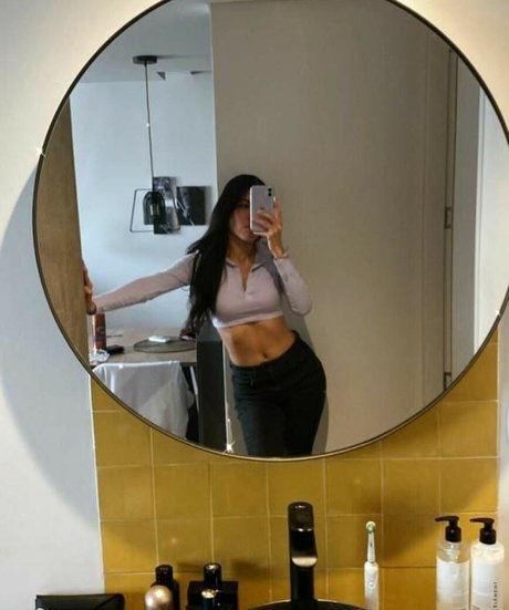 curlyjessica hot model archive