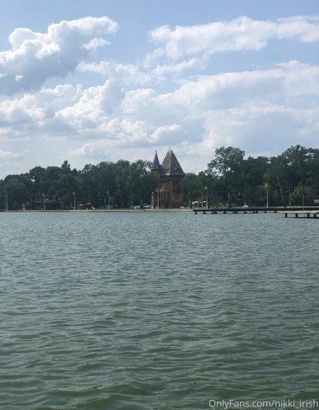 Nikki Irish star photo