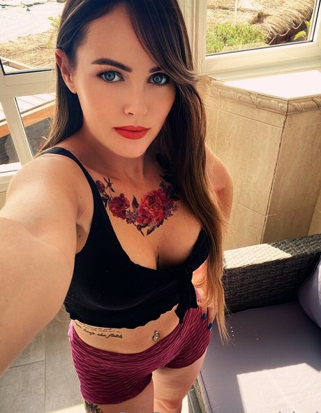 emmainked perfect actress images