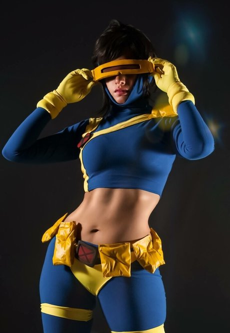 Yaku Cosplay hot model galleries