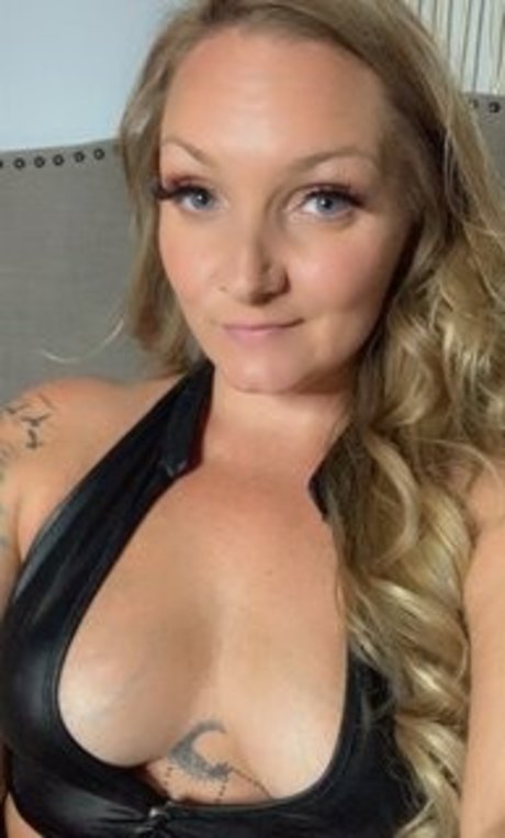 EmberJayne nice star image