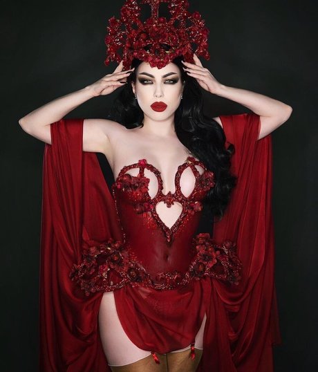 Threnody In Velvet erotic actress pics