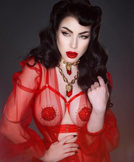 Threnody In Velvet nice star img