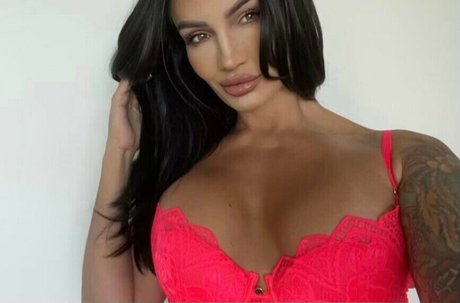 Hayley Vernon nudes star img