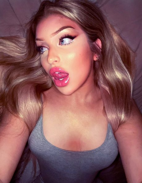 Adea Danielle star free images