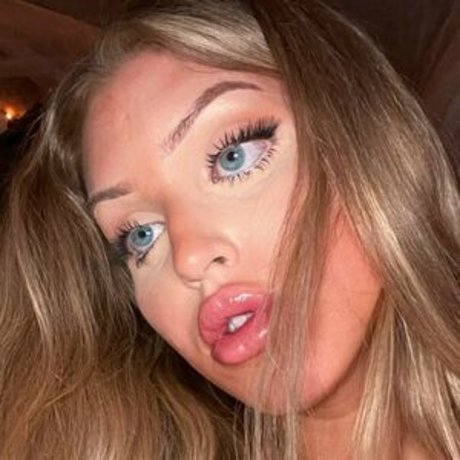 Adea Danielle sexy actress galleries