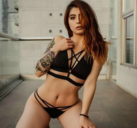 Barbara Ivannova nude model img