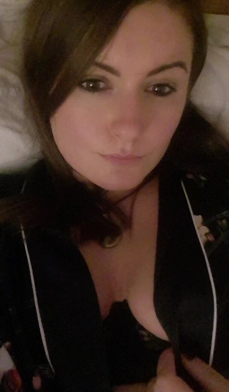 boredenglishwife star nice photo