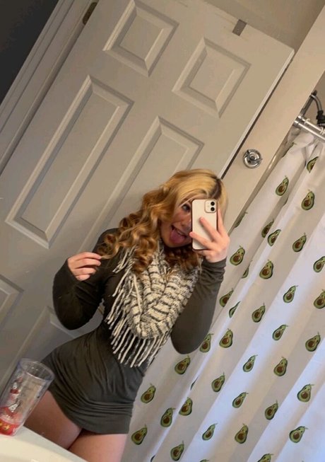 Lauren Suzaanne nudes actress pics