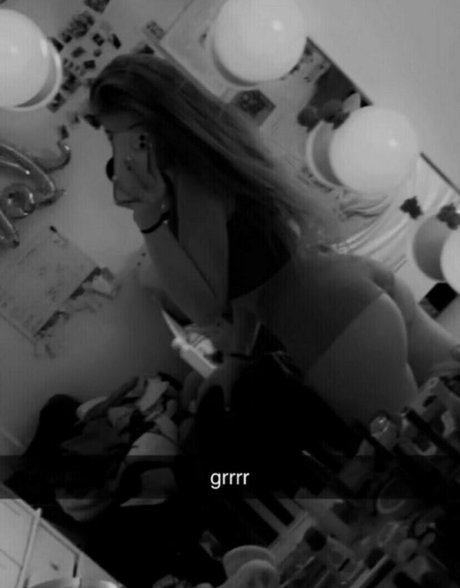 Lauren Suzaanne star nice img