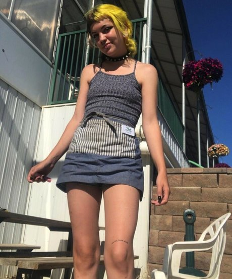 Ch0ke Cherry star pornographic pics