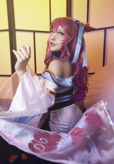 Vicky Lau model art picture