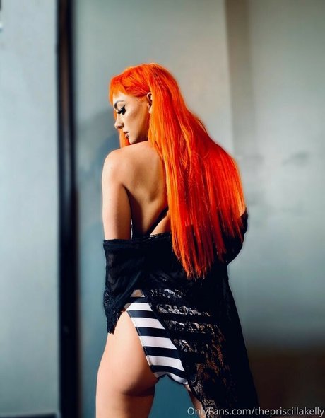 WWE GiGi Dolin star sexy image