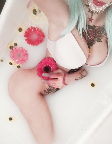 Martiz Matterz star nude photos