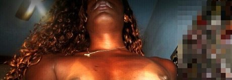 Ysa Santos hd pornstar photo