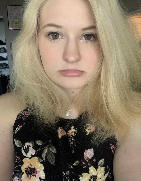 babie nicole naked actress gallery