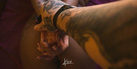 Fadaserei4 erotic model photo