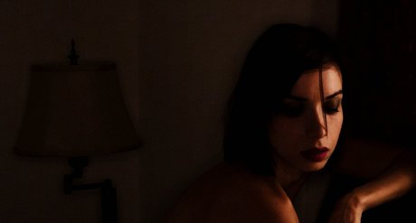 xxxcaligulaxxx naked actress img