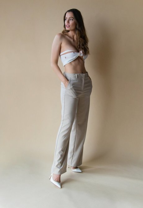 GeorgieToms naked pornstar pictures